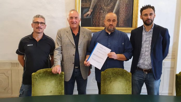 Firmato l'accordo tra Consorzio di Bonifica e Tartufai senesi per la protezione del territorio