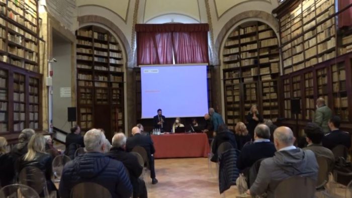 A Siena il convegno "Abbattere le barriere architettoniche", ma le associazioni disabili lasciate da parte