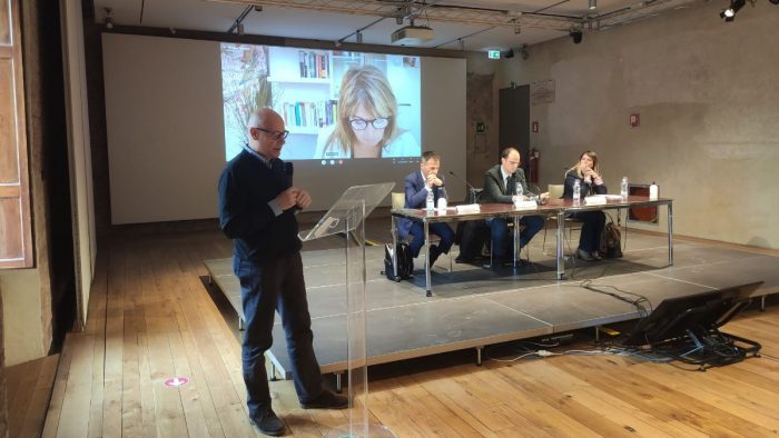 Convegno su "ideologia gender" patrocinato dal Comune di Siena: scatta la polemica