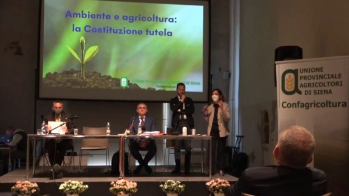 Equilibrio tra tutela ambientale e sviluppo agricolo: il convegno al Santa Maria della Scala
