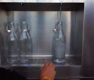 Castelnuovo: con le casine dell'acqua risparmiate 200mila bottiglie di plastica in un anno