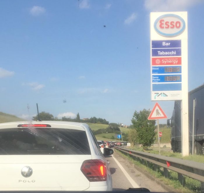 Incidente sulla SS223, quattro i feriti tra cui una bambina di 8 anni