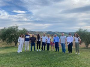 Monteroni d’Arbia, delegazione dell'Azerbaijan visita le imprese agricole forestali