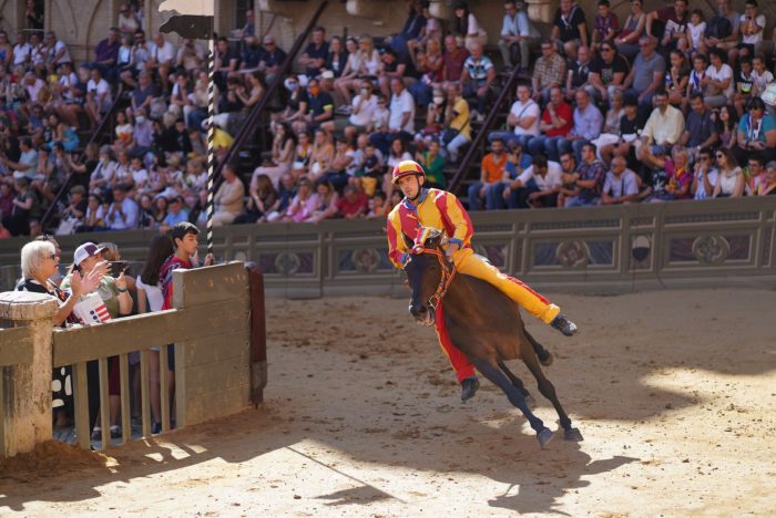 Palio 2 luglio: la Chiocciola vince la seconda prova