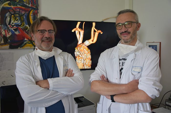 Chirurgia Aorta toracica: effettuato a Siena il primo caso al mondo di trattamento endovascolare dell’arco aortico con endoprotesi branched