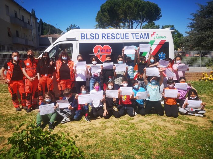 Pubblica Assistenza Poggibonsi, i volontari fanno lezione