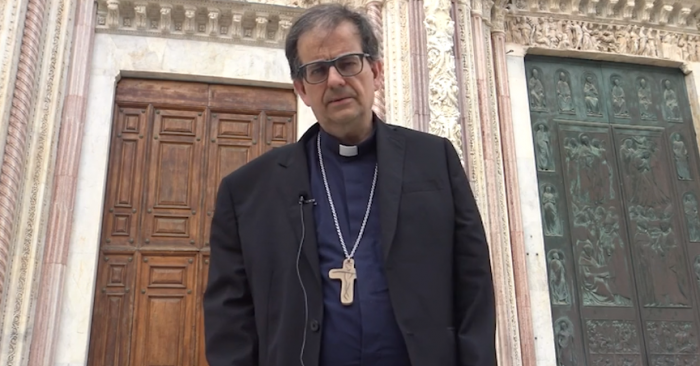 Montepulciano, il cardinale Lojudice riceve una delegazione del Tennis Club di Sinalunga campione d'Italia