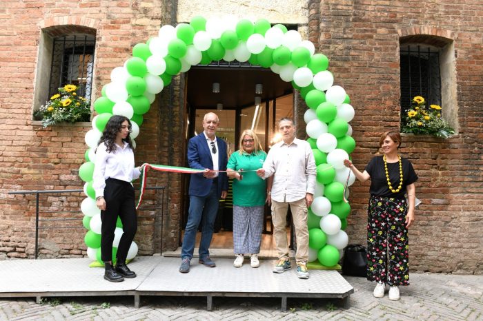 Il Carrefour Express di via San Marco si rinnova Spazi raddoppiati e nuove assunzioni