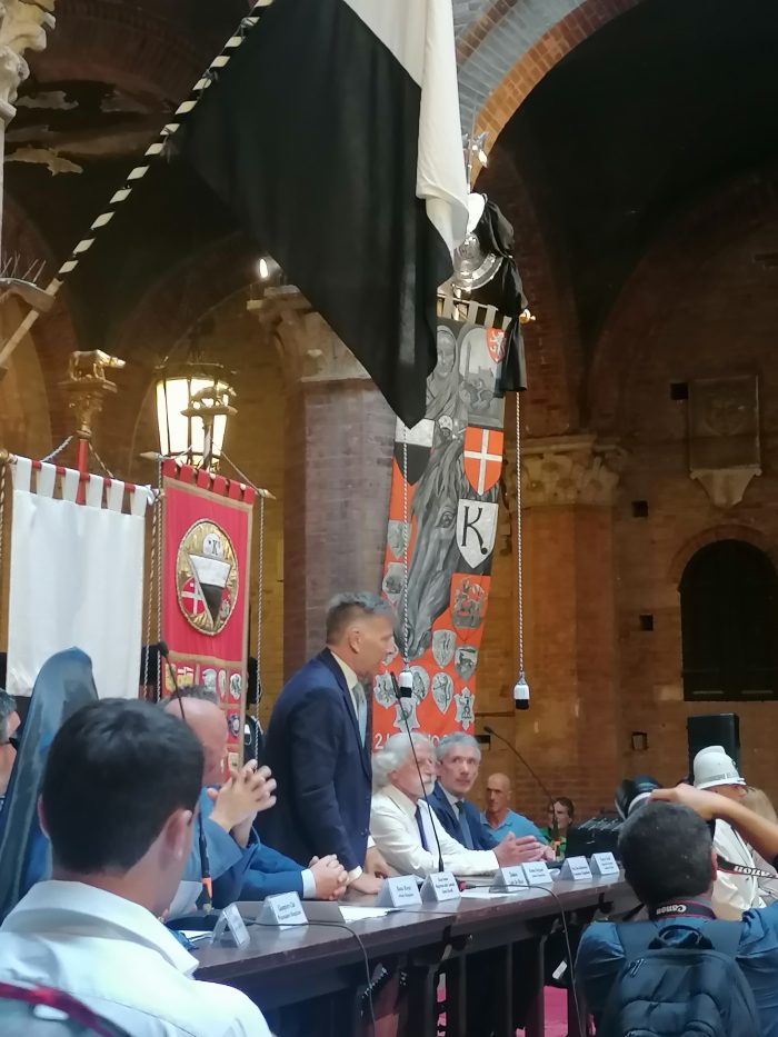 Presentazione Drappellone e Masgalano, De Mossi: "Rumore dei cittadini significa la voglia di tornare alla normalit&agrave;"