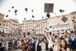 Graduation Day Università di Siena, il 17 giugno la laurea ad honorem a Anthony Fauci e Rino Rappuoli