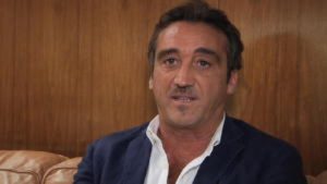 Il regista Carmine Elia ferito in un gravissimo incidente stradale a Roma