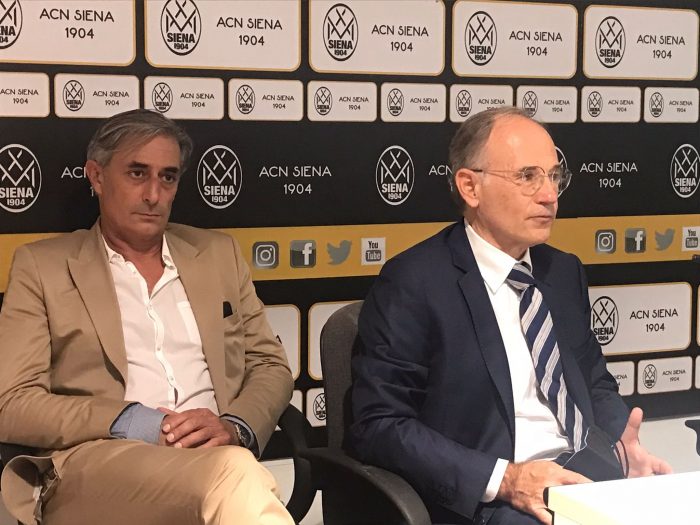 Tre positivi al Covid, il Siena posticipa il ritiro