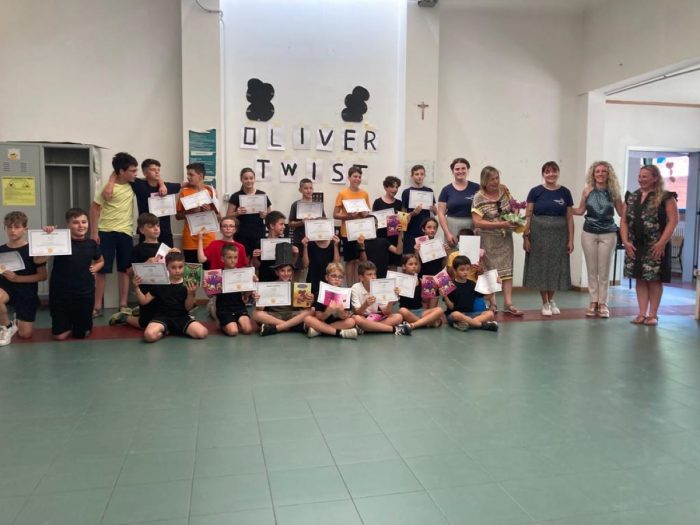 Poggibonsi: teatro in inglese con attori 24 studenti del Comprensivo 1