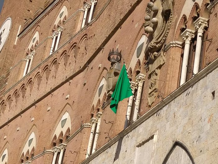 Palio 16 agosto 2022: bandiera verde, non si corre la prova di questo pomeriggio