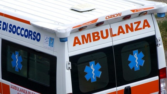Chiusi: scontro tra due auto a Montallese, ferito un 58enne