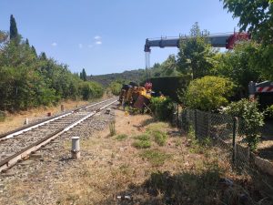 Carro ferroviario si ribalta a Rapolano Terme, due persone ferite