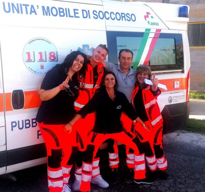 Pubblica Assistenza Poggibonsi: raccolta materiale per la scuola