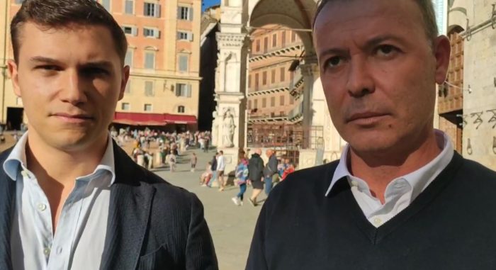 Consegnato il bandierino al proprietario del cavallo vittorioso Violenta da Clodia