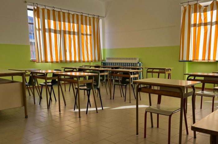 Scuola, Cassanelli (Flc Cgil Siena): "Il ministro Valditara non dice il vero, chiuderanno scuole e perderemo personale Ata"