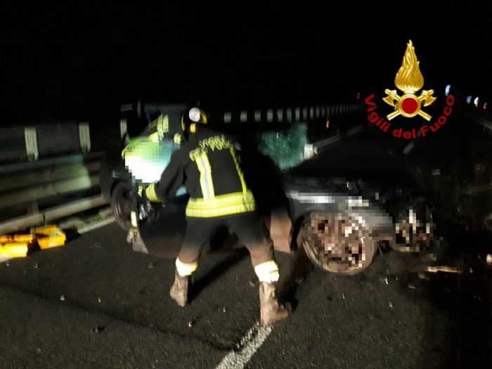 Imbocca la Siena-Firenze al contrario e provoca un incidente mortale