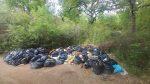 Pian del Lago, discarica abusiva di rifiuti in mezzo alla Via Francigena