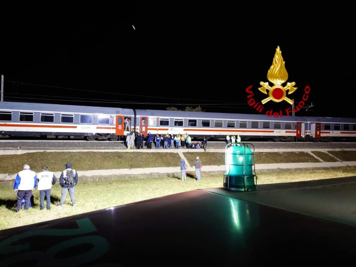 Simulato il soccorso dei viaggiatori sul treno tratta Chiusi Chianciano Terme-Firenze