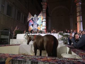 In 1300 alle Logge del Papa per la Cena della Vittoria del Leocorno