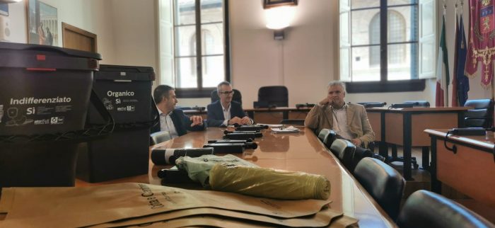 Poggibonsi: cresce il 'porta a porta', nuova fase della riorganizzazione della raccolta rifiuti