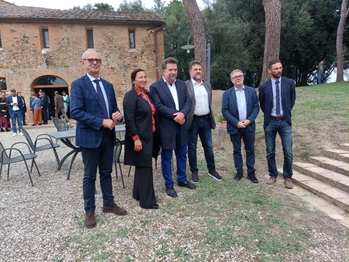 "Suvignano tenuta aperta" alla legalit&agrave;