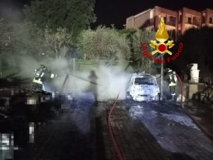 A fuoco un garage a Sovicille