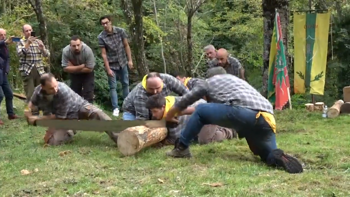 Vivo d'Orcia, torna domenica il Palio del Boscaiolo