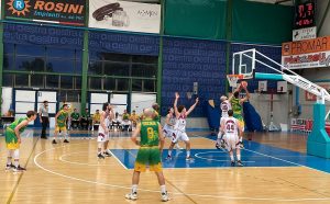 Basket: Costone, eroica vittoria ad Arezzo dopo due overtime