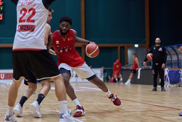 Umana San Giobbe Chiusi: ufficiale la firma dell'ala Daniel Utomi