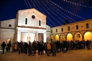 Chiusi e Sarteano: amministrazioni e commercio insieme per un Natale attento agli sprechi di energia