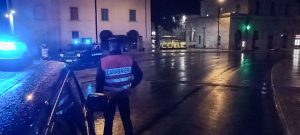 Carabinieri: controlli notturni in Valdelsa su locali e circoli, perquisizioni e sequestri di droga