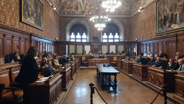 Consiglio comunale straordinario dedicato al caro bollette. De Mossi: "Priorit&agrave; tutela dei pi&ugrave; fragili"