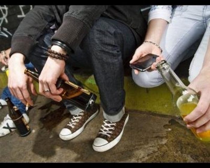 Giovani, Ordine Psicologi: "L'abuso di alcol &egrave; l'effetto e non la causa dell'emergenza"