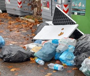 Rifiuti abbandonati, in arrivo multe fino a 1.000 euro: Siena si prepara ad applicare la nuova norma nazionale