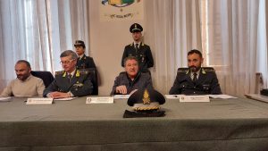 Parrucchiere arrestato per droga a Siena, accolta richiesta di patteggiamento