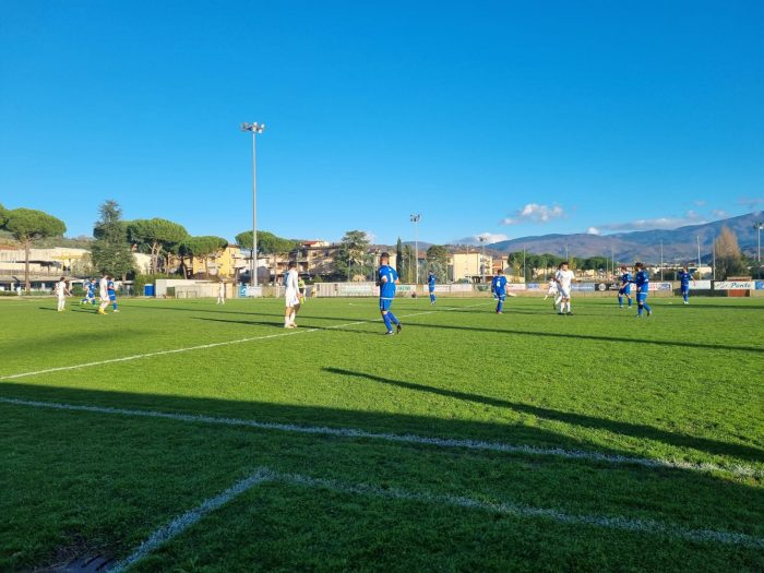 Eccellenza: il Mazzola Valdarbia chiude il 2022 con un pareggio. A Pontassieve finisce 1-1