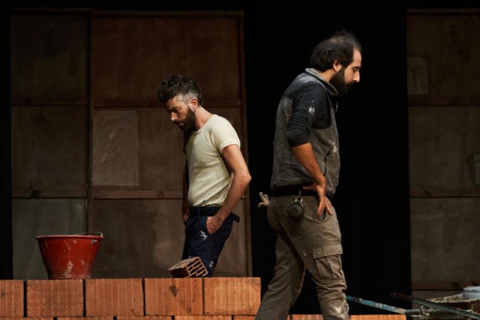 Ance Siena arriva al Teatro dei Rozzi con la commedia "Muratori" del Teatrino dei Fondi
