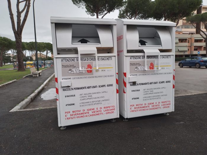 Raccolta differenziata rifiuti tessili: nel 2021 raccolte e avviate a riciclo pi&ugrave; di 2270 tonnellate