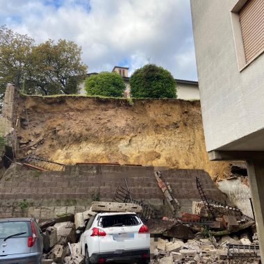 crollo muro colle 9