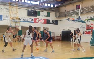 Basket B femminile: niente da fare per il Costone con la capolista Livorno