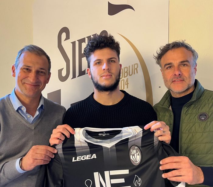 Siena calcio: dal Genoa arriva l'attaccante Petrelli