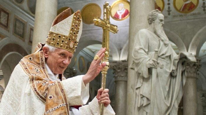 Chiusi: il 31 gennaio messa in suffragio di Benedetto XVI in cattedrale
