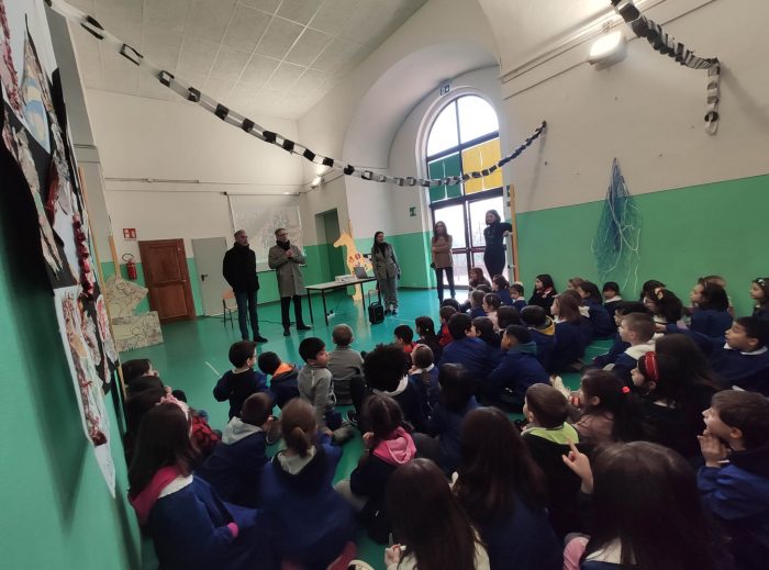 Buongoverno, il sindaco di Siena in visita alla scuola Saffi tra musica e disegni &ldquo;virtuosi&rdquo;