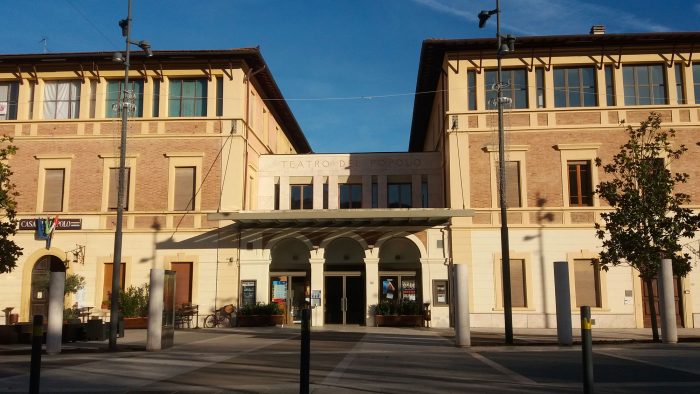 Colle di Val d’Elsa celebra il Giorno della Memoria con gli studenti al Teatro del Popolo