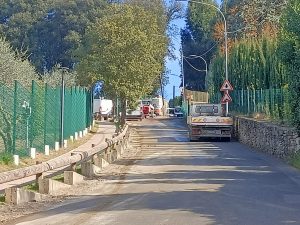Tubo del gas danneggiato in via Milanesi a Siena: intervento ok ma strada rimarr&agrave; parzialmente chiusa anche domani