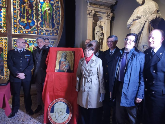 I Carabinieri recuperano opera d'arte XV secolo rubata nel '68 al Museo Opera Duomo Siena